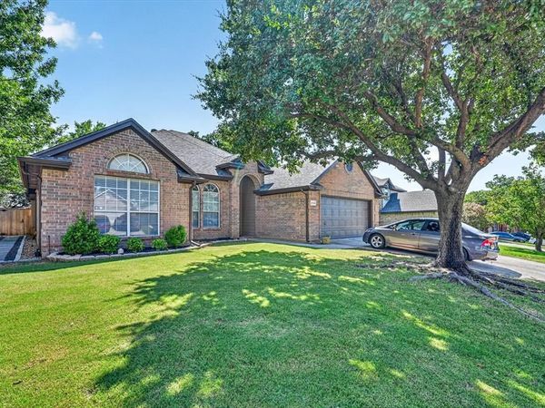 2720 Windstone Way, Corinth, TX 76210