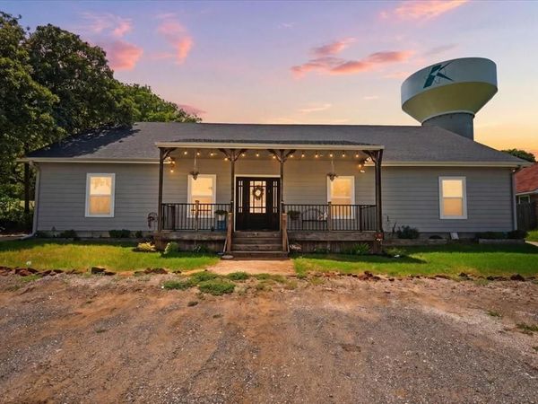 428 Gail Drive , Kennedale, TX 76060