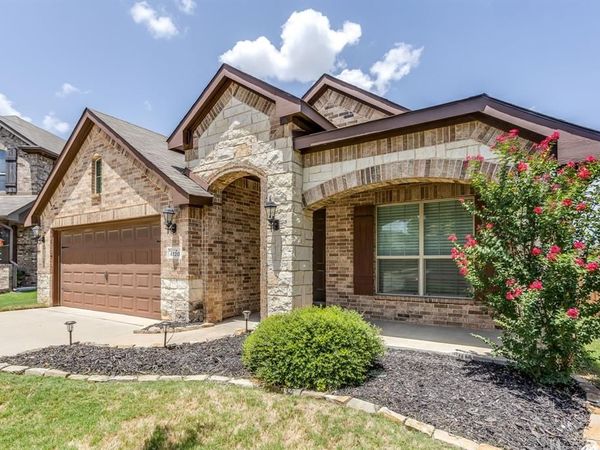 4120 Old Timber Lane, Fort Worth, TX 76036