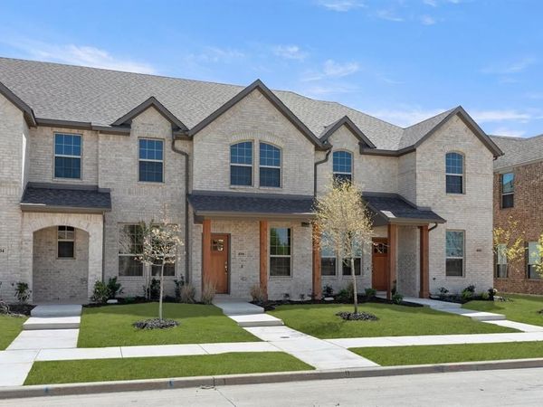 4506 Avion Drive, Sanger, TX 76266