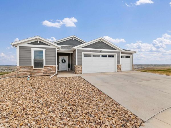 654 Aaron Ct, Rapid City, SD 57703