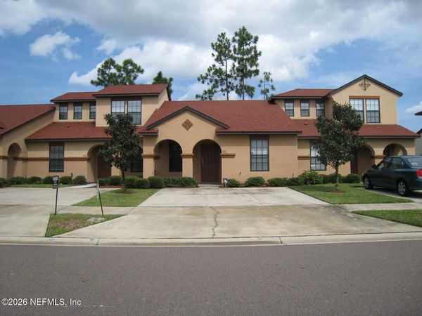 330 REDWOOD Lane, St. Johns, FL 32259