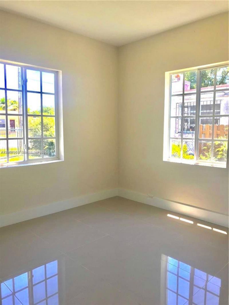 6344 NW Miami Pl, Miami, FL 33150 Photo