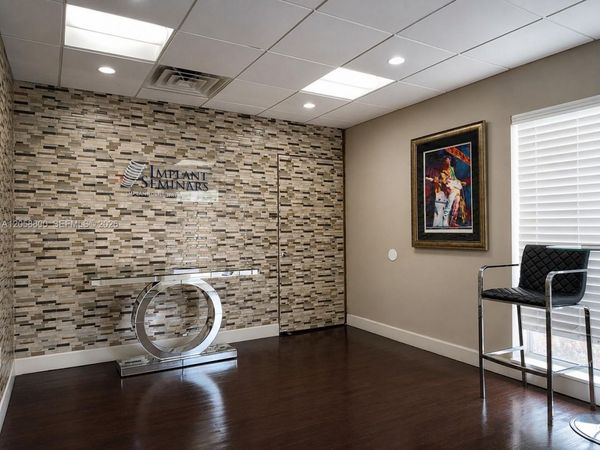 1830 NE 153rd St, North Miami Beach, FL 33162