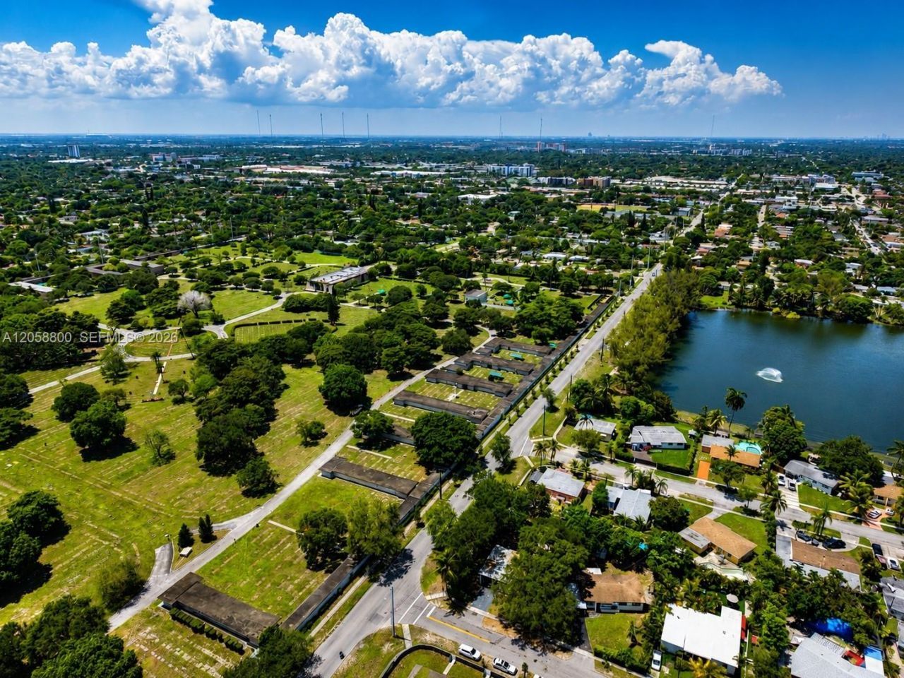 1830 NE 153rd St, North Miami Beach, FL 33162 Photo