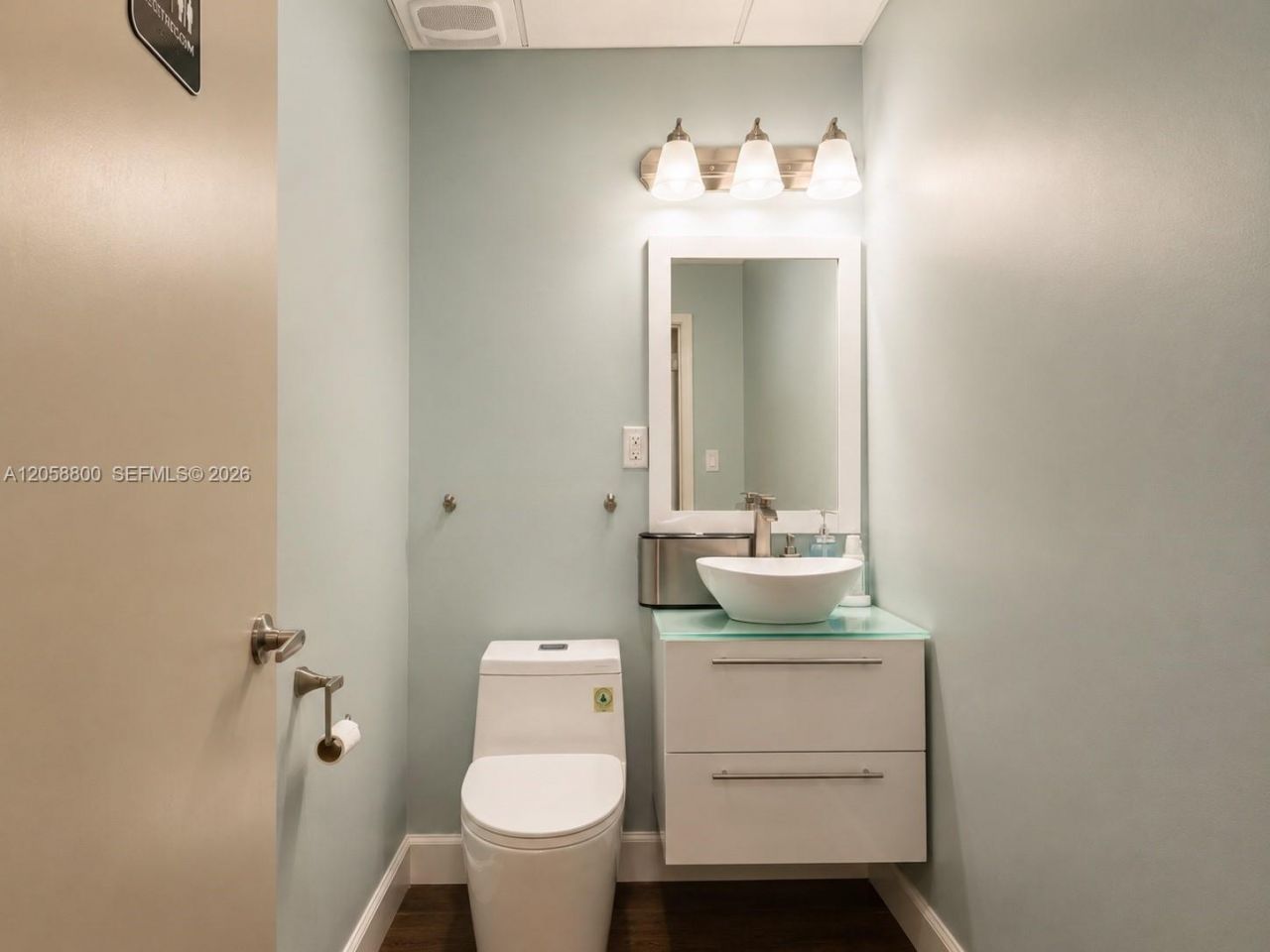 1830 NE 153rd St, North Miami Beach, FL 33162 Photo