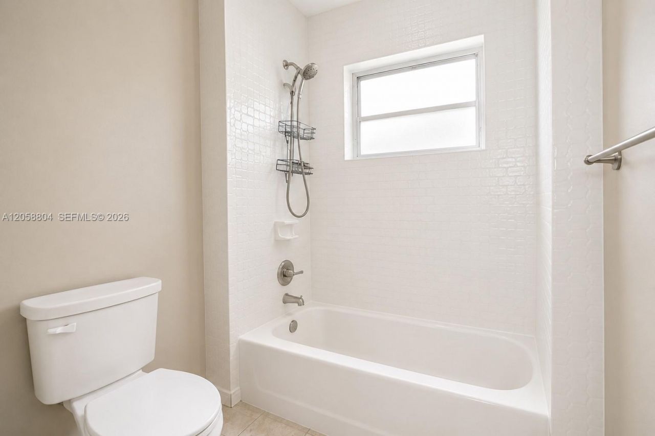 948 NW 9th Ct , Homestead, FL 33030 Photo