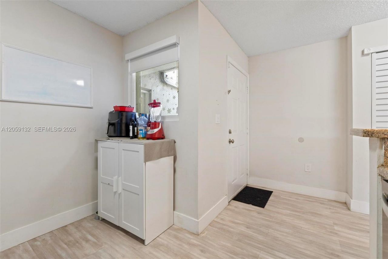 4736 NW 114th Ave , Unit 205, Doral, FL 33178 Photo
