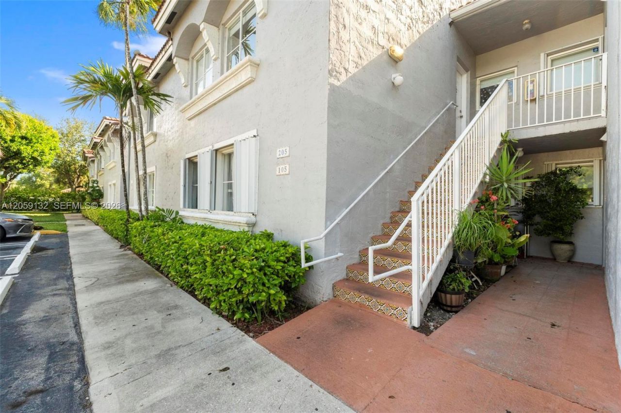 4736 NW 114th Ave , Unit 205, Doral, FL 33178 Photo
