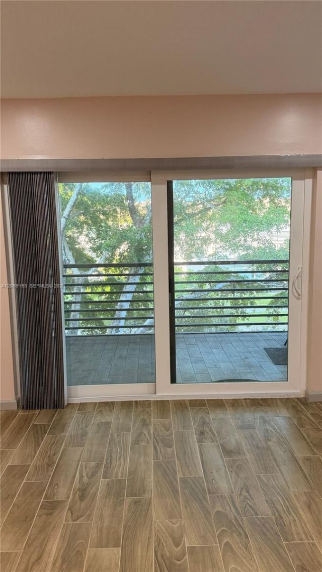6090 N Sabal Palm Blvd, Unit 311, Tamarac, FL 33319 Photo