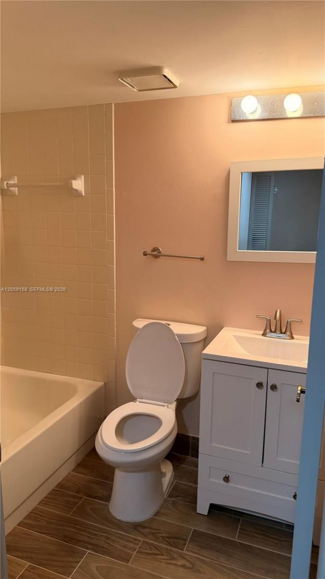 6090 N Sabal Palm Blvd, Unit 311, Tamarac, FL 33319 Photo