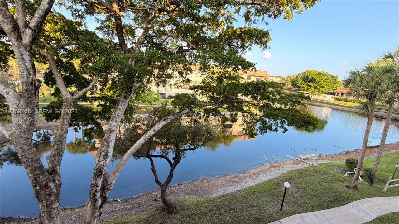 6090 N Sabal Palm Blvd, Unit 311, Tamarac, FL 33319 Photo