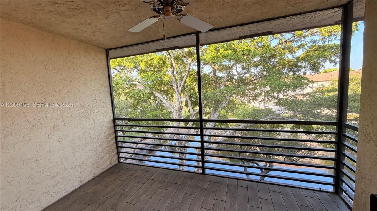 6090 N Sabal Palm Blvd, Unit 311, Tamarac, FL 33319 Photo