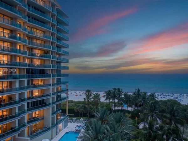 1455 Ocean Dr , Unit 704, Miami Beach, FL 33139