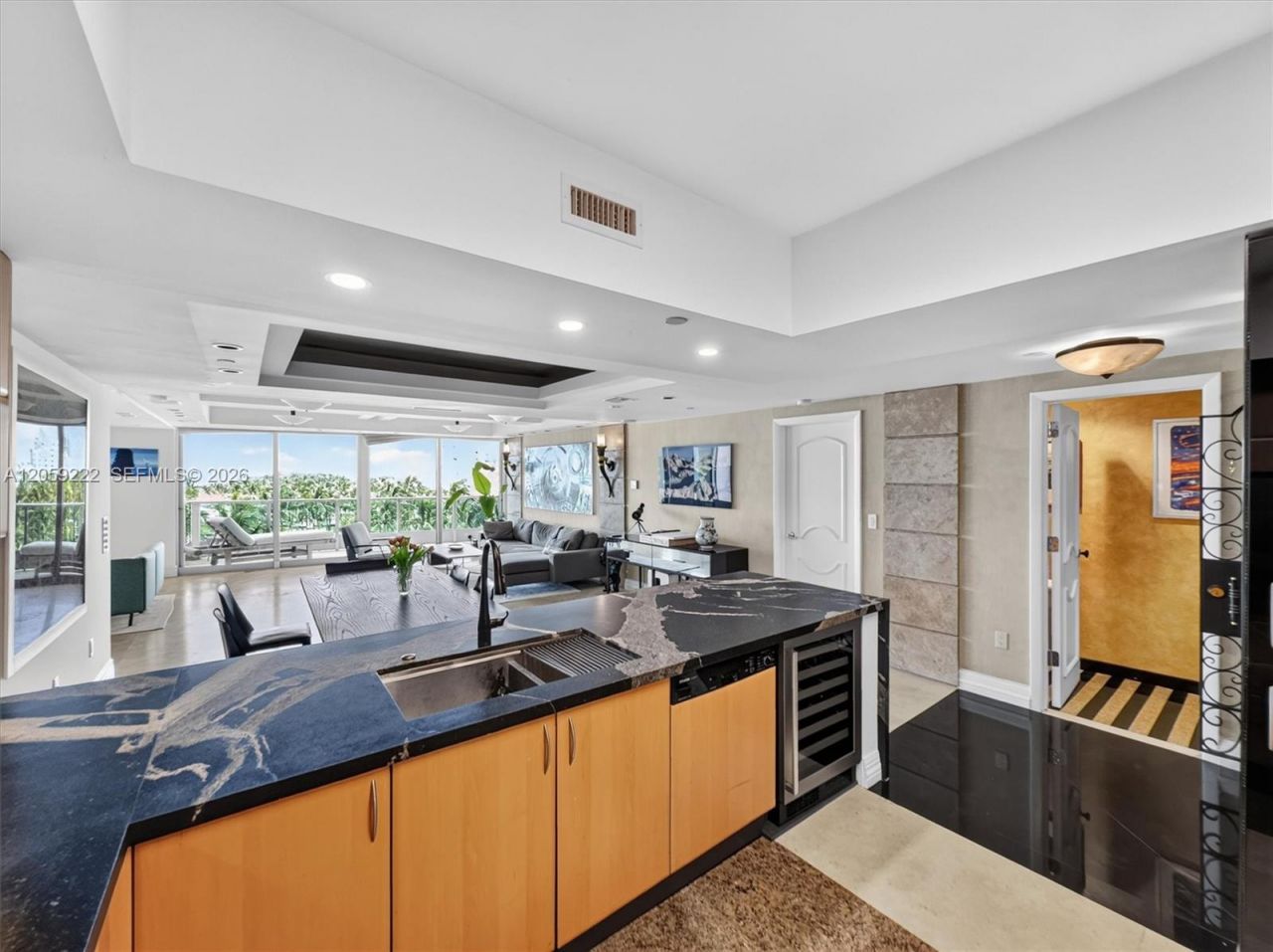 1455 Ocean Dr , Unit 704, Miami Beach, FL 33139 Photo