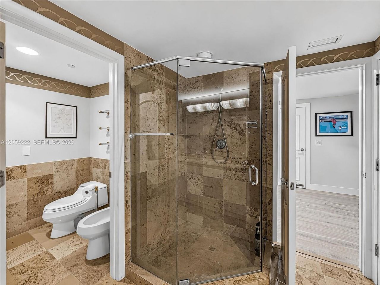 1455 Ocean Dr , Unit 704, Miami Beach, FL 33139 Photo