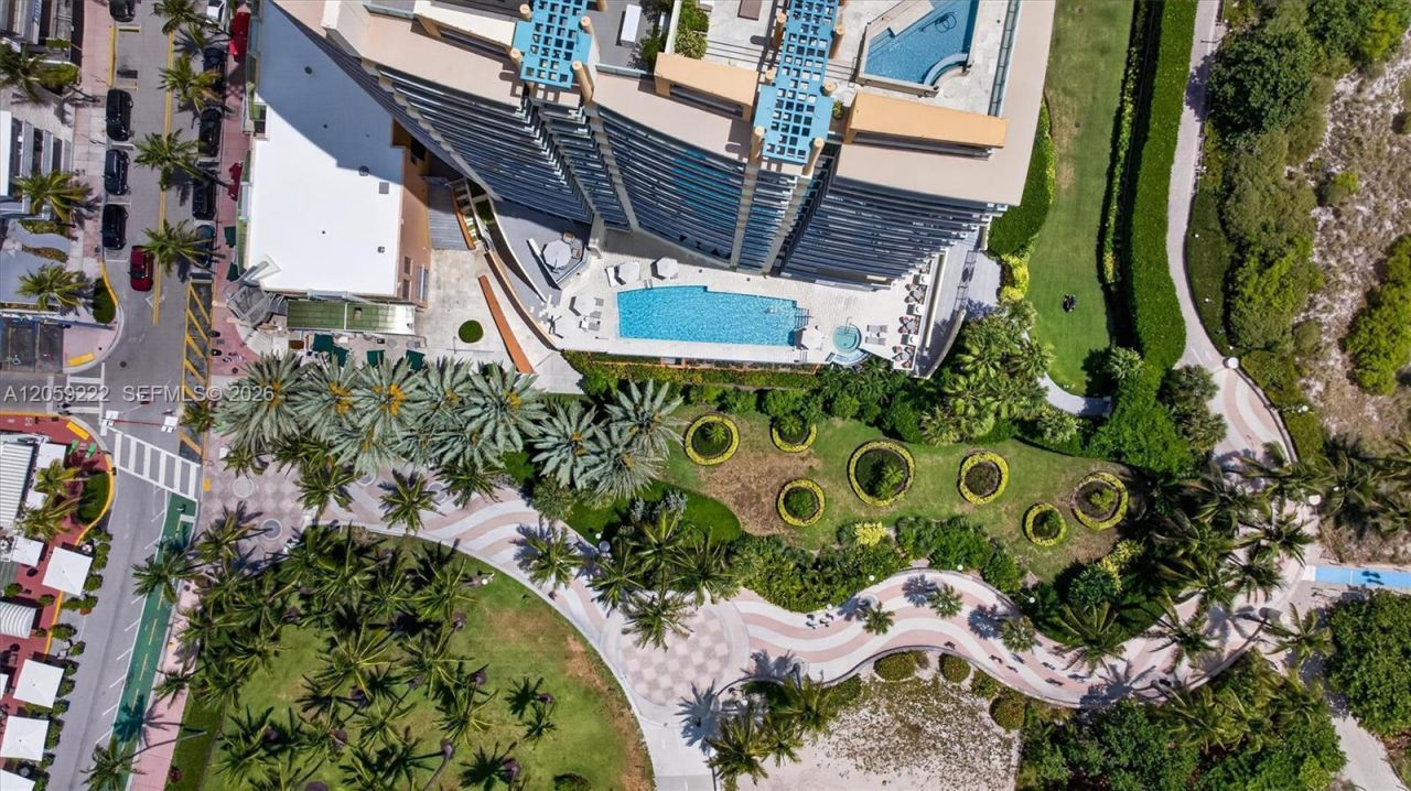 1455 Ocean Dr , Unit 704, Miami Beach, FL 33139 Photo