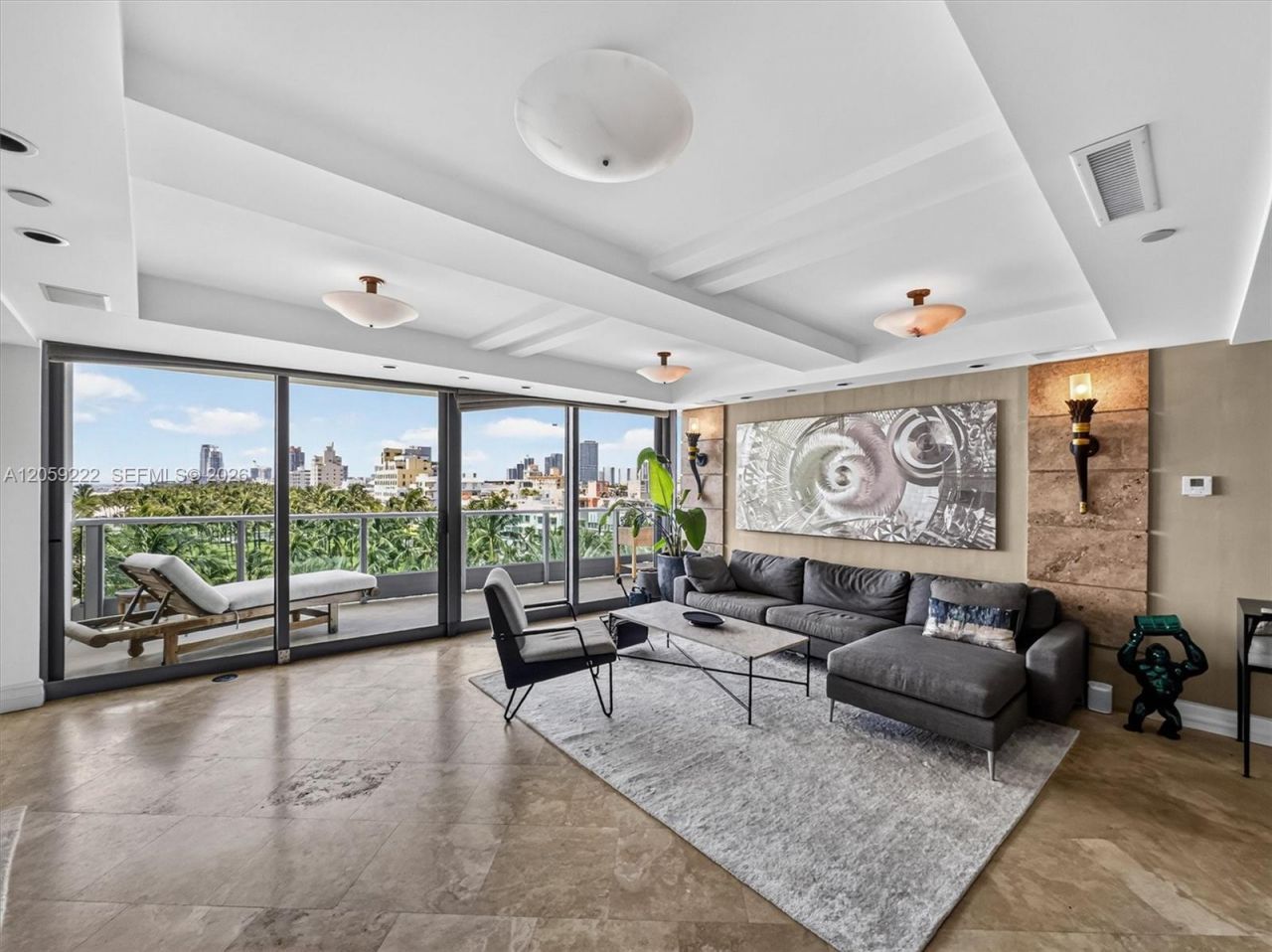 1455 Ocean Dr , Unit 704, Miami Beach, FL 33139 Photo