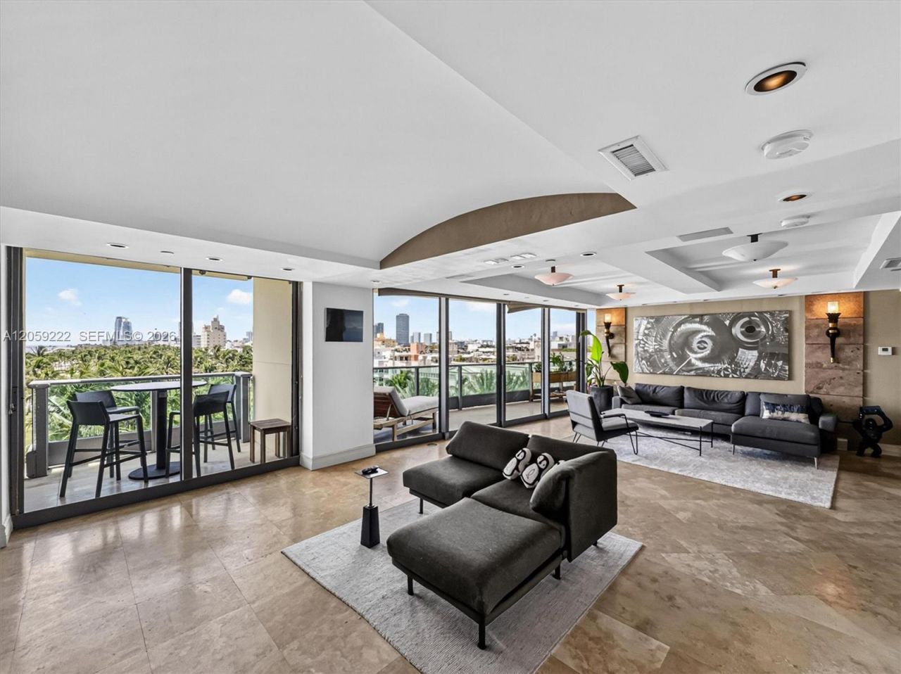 1455 Ocean Dr , Unit 704, Miami Beach, FL 33139 Photo