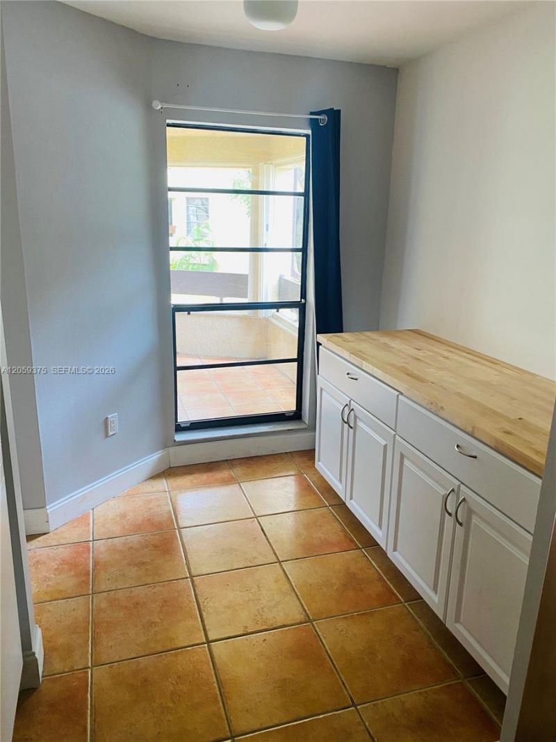 8810 SW 123rd Ct , Unit M-209, Miami, FL 33186 Photo