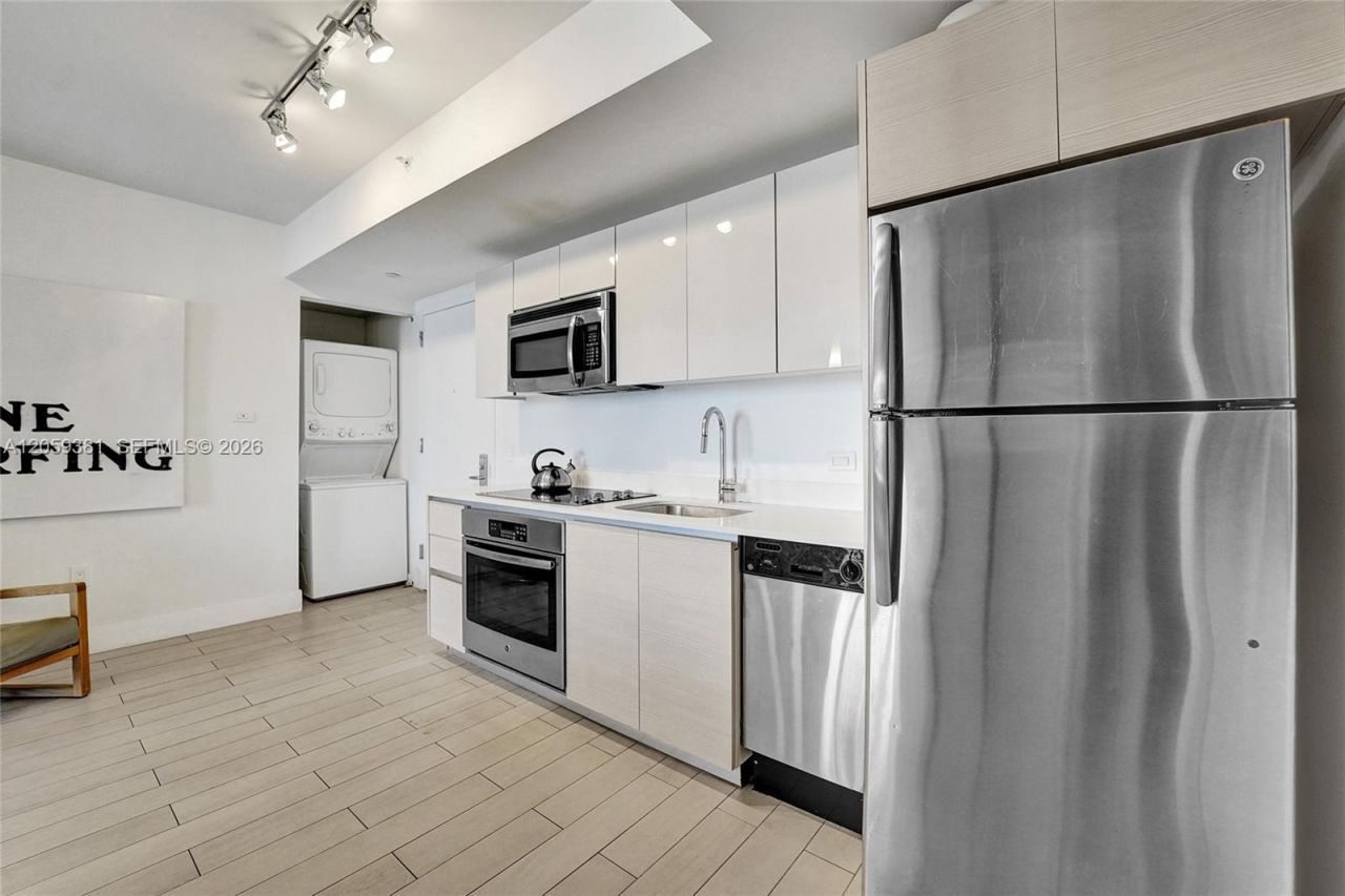 2602 E Hallandale Beach Blvd, Unit R906, Hallandale Beach, FL 33009 Photo