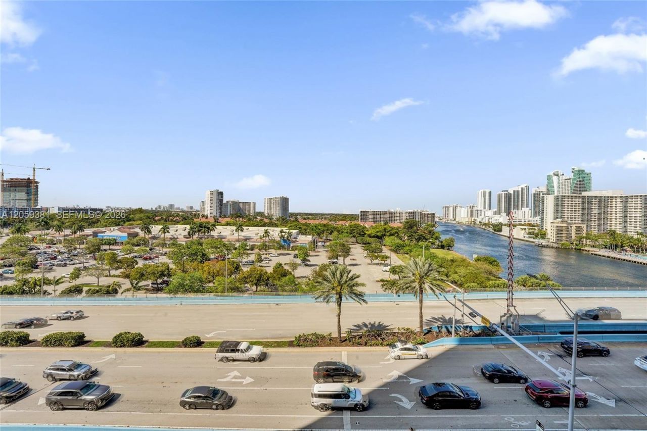 2602 E Hallandale Beach Blvd, Unit R906, Hallandale Beach, FL 33009 Photo