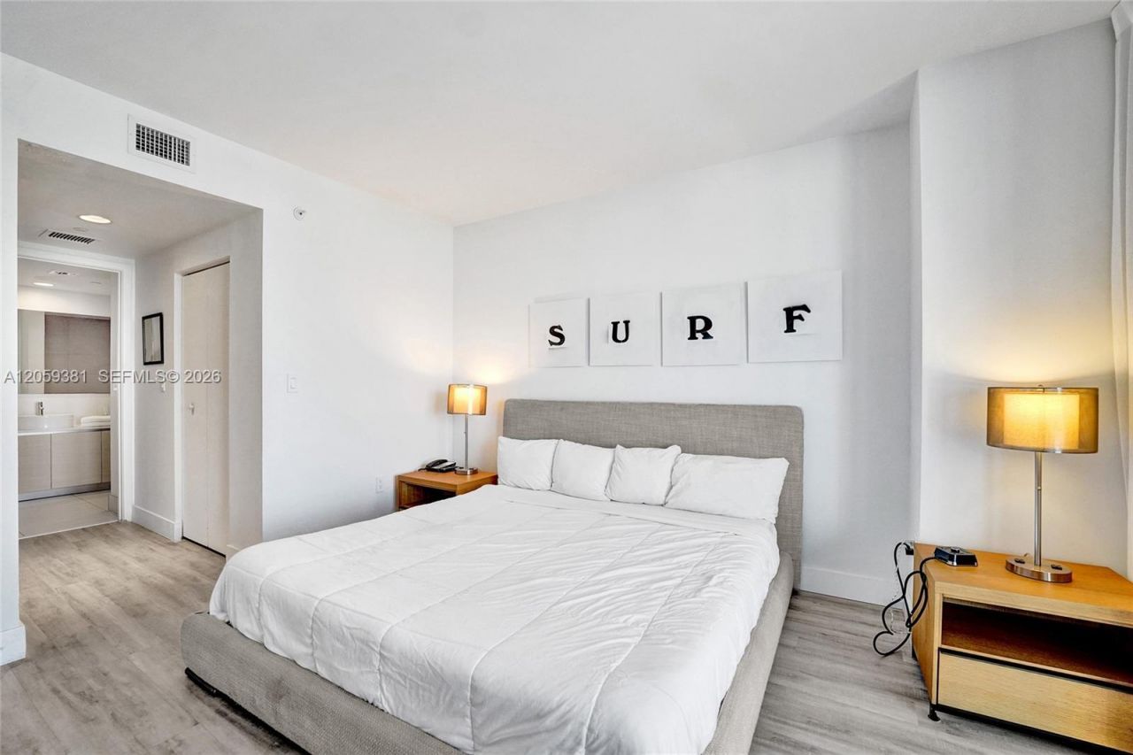 2602 E Hallandale Beach Blvd, Unit R906, Hallandale Beach, FL 33009 Photo