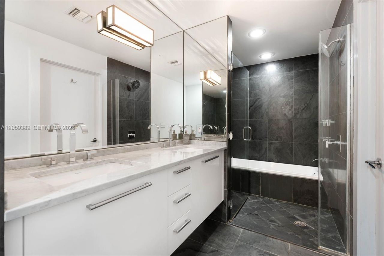 900 Biscayne Blvd, Unit 2708, Miami, FL 33132 Photo