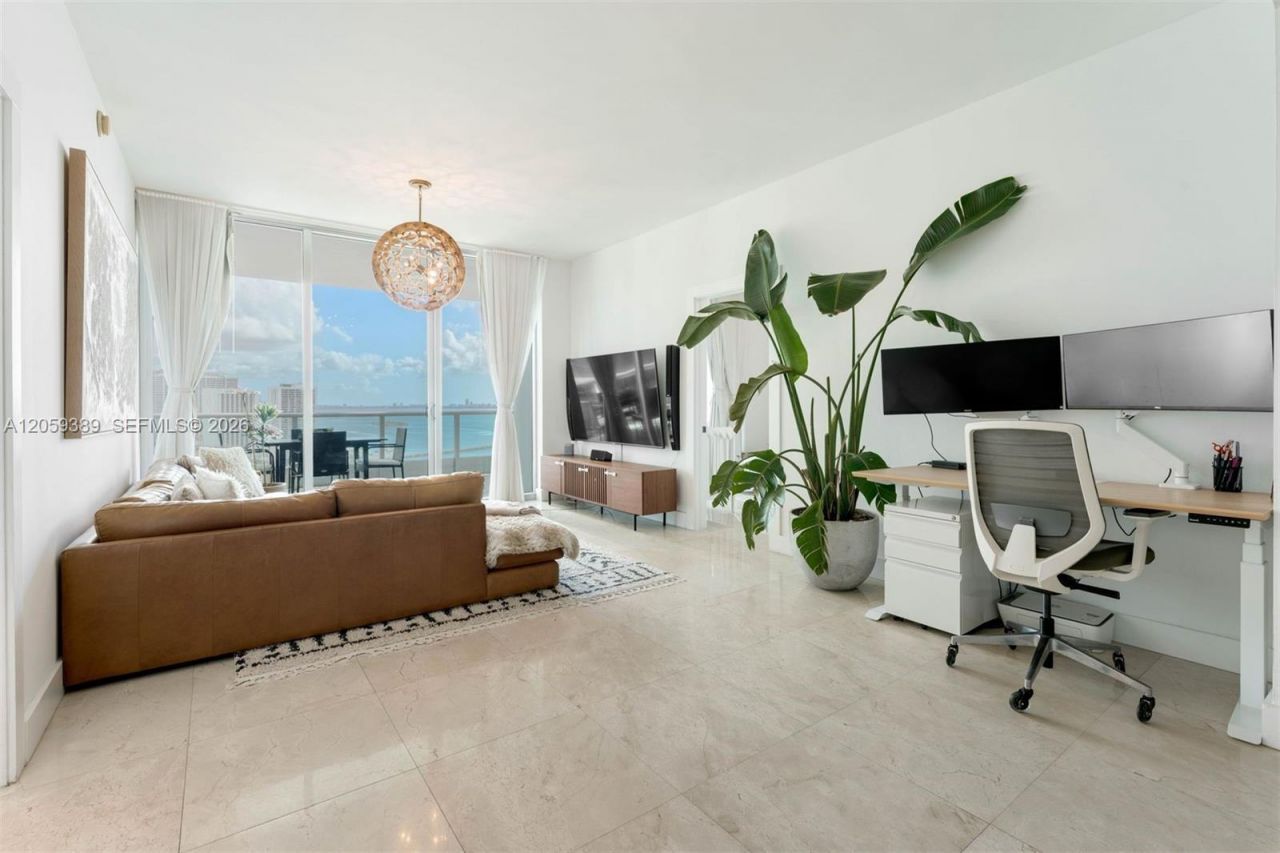 900 Biscayne Blvd, Unit 2708, Miami, FL 33132 Photo