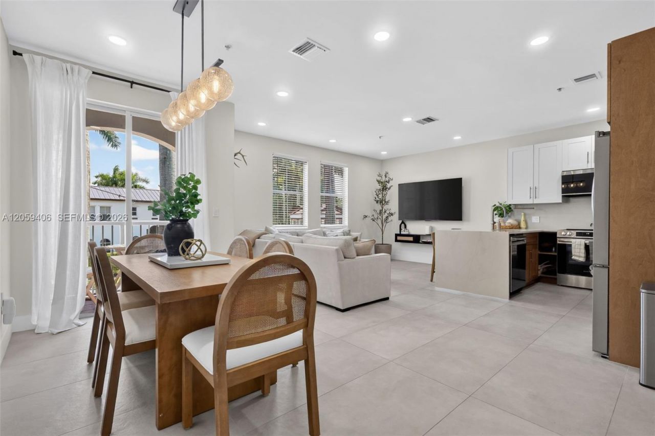 4301 SW 160th Ave, Unit 202, Miramar, FL 33027 Photo
