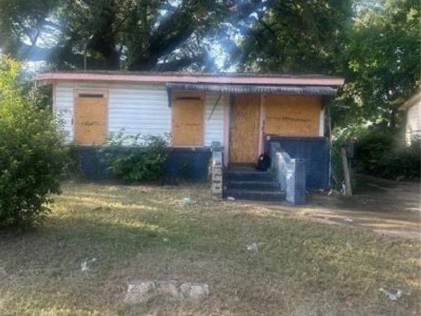 2812 Lecren Street, Mobile, AL 36607