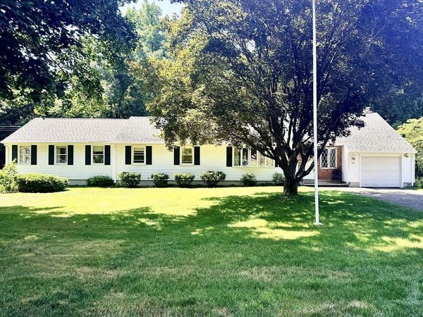 20 Hickory Lane, Hampden, MA 01036