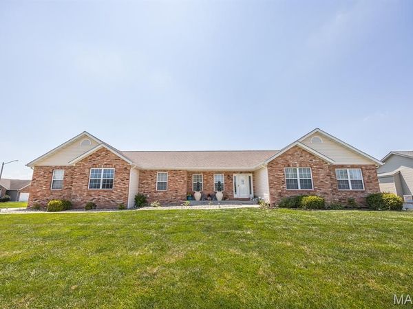 248 Sunnybrooke , Troy, IL 62294