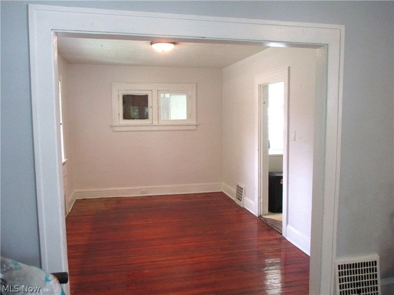 256 Sues Court, Akron, OH 44311 Photo 11