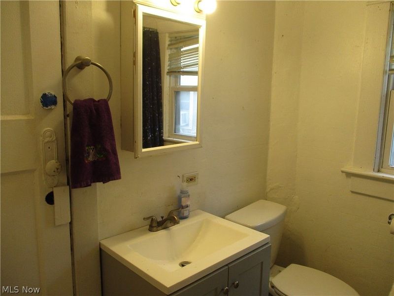 256 Sues Court, Akron, OH 44311 Photo 18