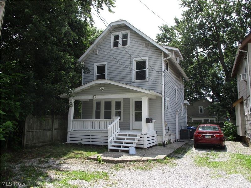 256 Sues Court, Akron, OH 44311 Photo 2