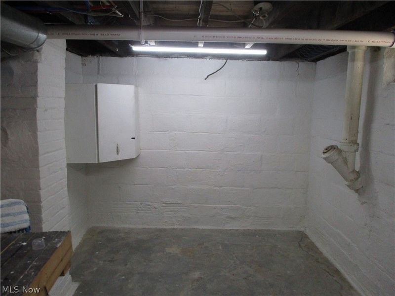 256 Sues Court, Akron, OH 44311 Photo 30