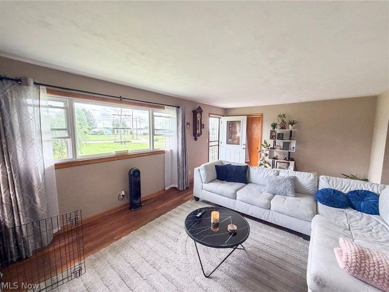 568 12th Street NW, Carrollton, OH 44615 Photo 4