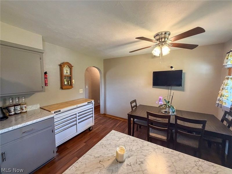 568 12th Street NW, Carrollton, OH 44615 Photo 6