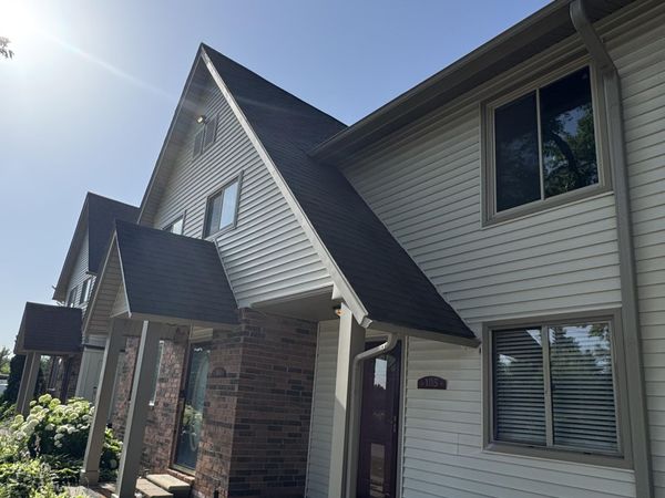 7300 Bluewater Drive, Unit 105, Clarkston, MI 48348
