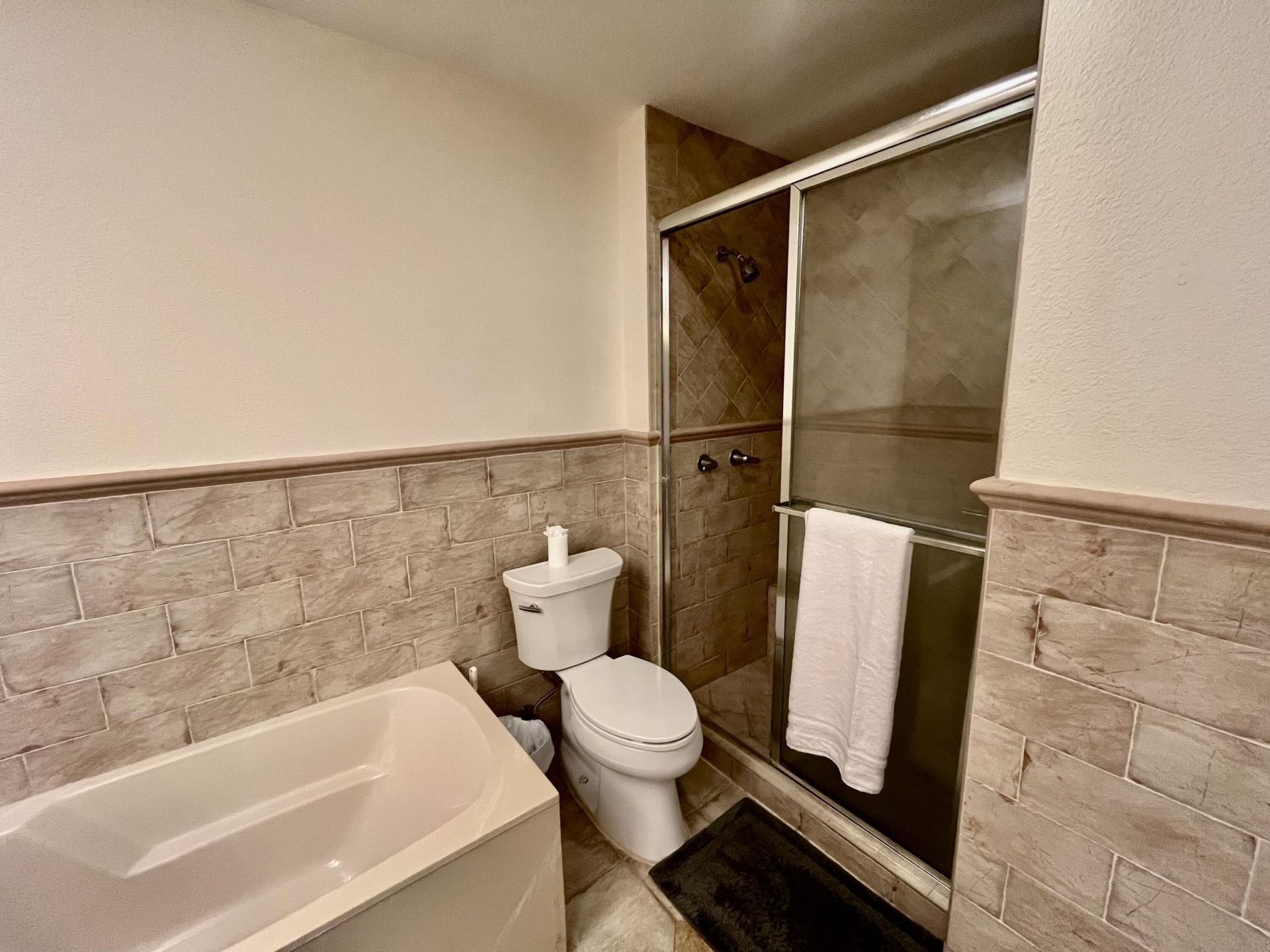 370 Golfview Road, Unit 302, North Palm Beach, FL 33408 Photo