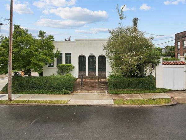 4110 CARONDELET Street, New Orleans, LA 70115
