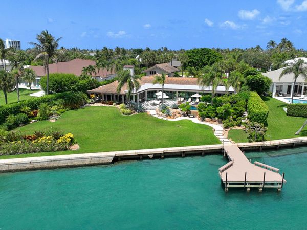 90 Lighthouse Drive, Jupiter Inlet Colony, FL 33469