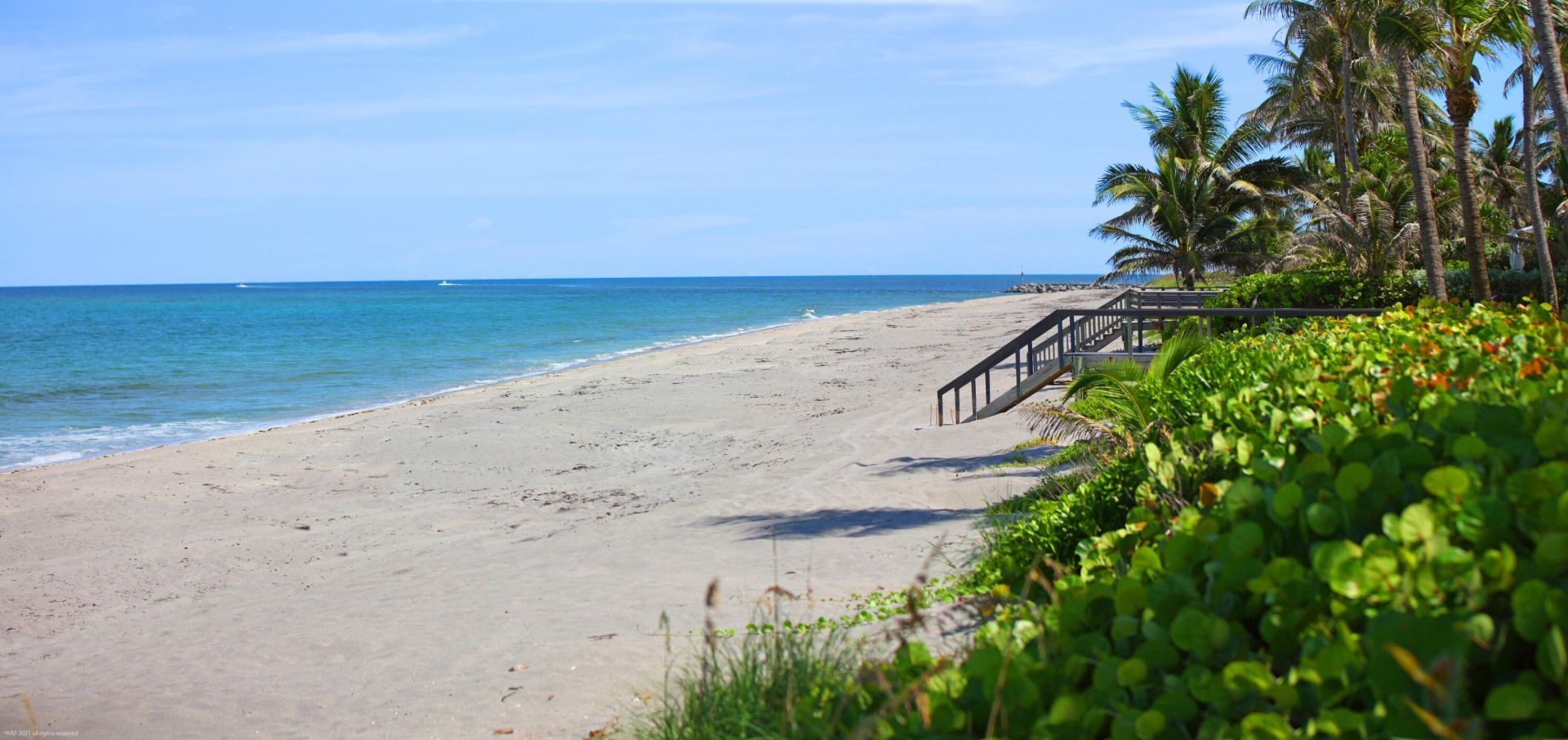 90 Lighthouse Drive, Jupiter Inlet Colony, FL 33469 Photo
