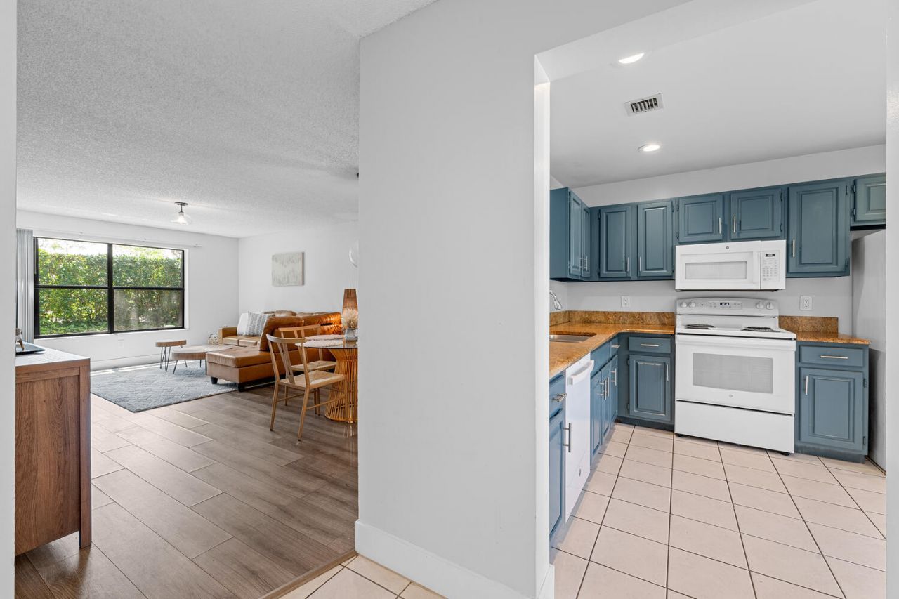 12999 Odessa Trail, Unit 10, Wellington, FL 33414 Photo