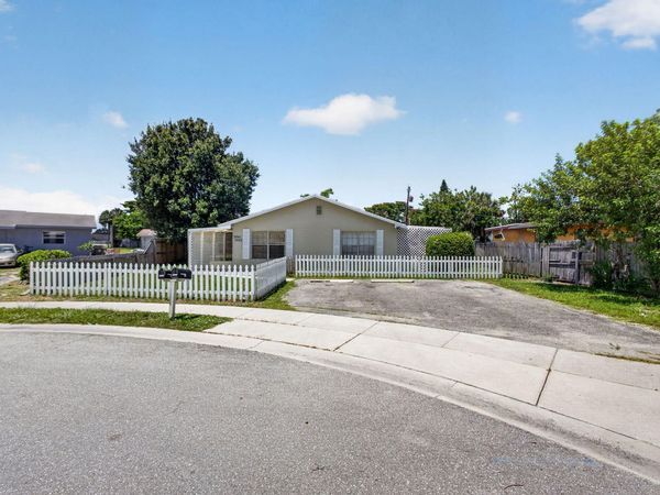 3943 Roan Court W, Palm Beach Gardens, FL 33403