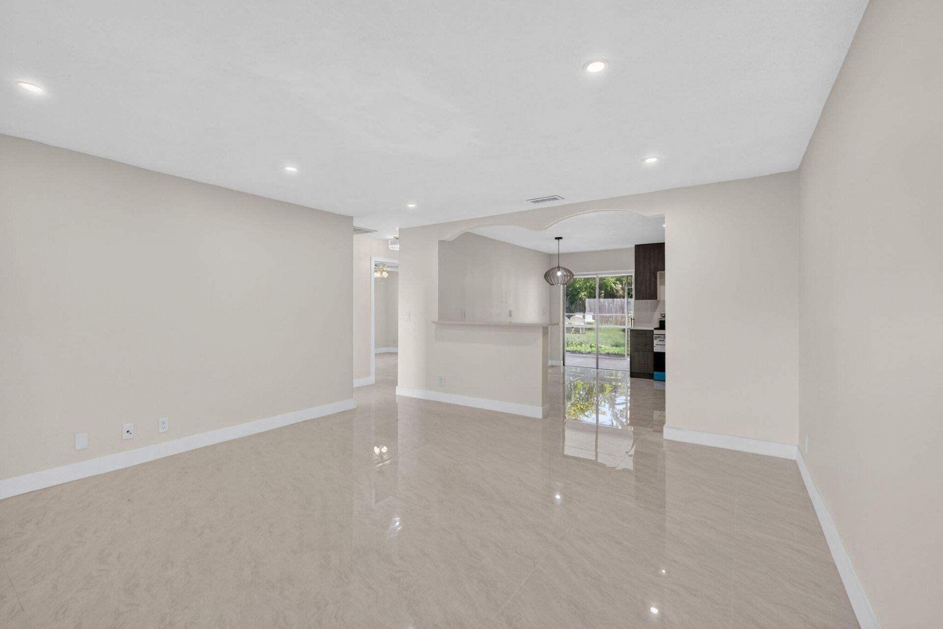 3943 Roan Court W, Palm Beach Gardens, FL 33403 Photo