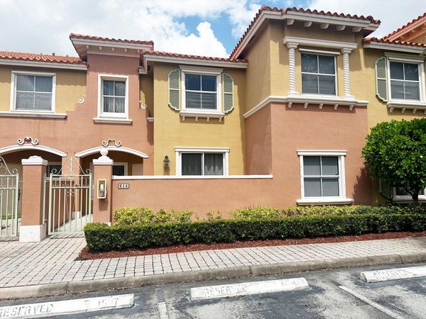 614 SW 106TH Avenue, Unit 1507, Pembroke Pines, FL 33025