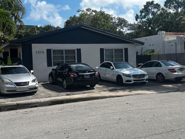 1213 SE 1ST Street, Unit 1-4, Fort Lauderdale, FL 33301