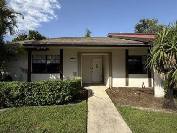 1552 MONTAUK Drive, Wellington, FL 33414